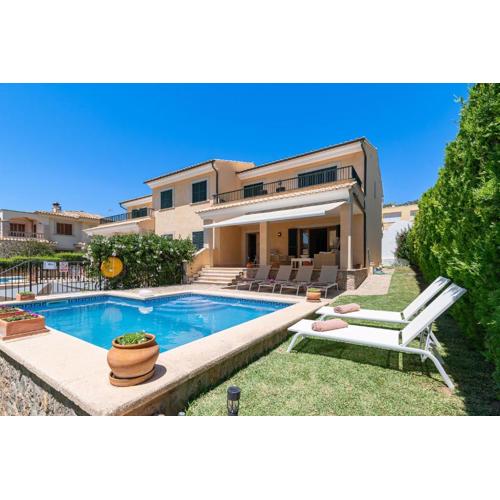 Villa Aucanada by Sealand Villas