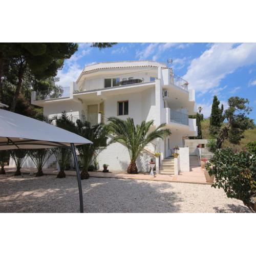 villa aurora