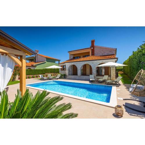 Villa Aurora