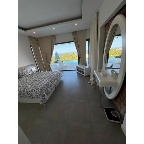 Villa Avenida de Hacienda