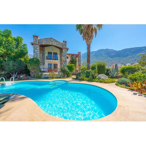 VILLA AYCHiN