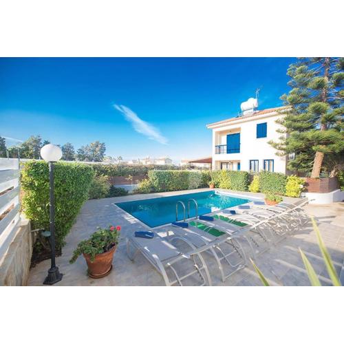 Villa Ayia Triada, Beautiful 5Bdr Villa With Pool, Close To All Beaches And Amenities