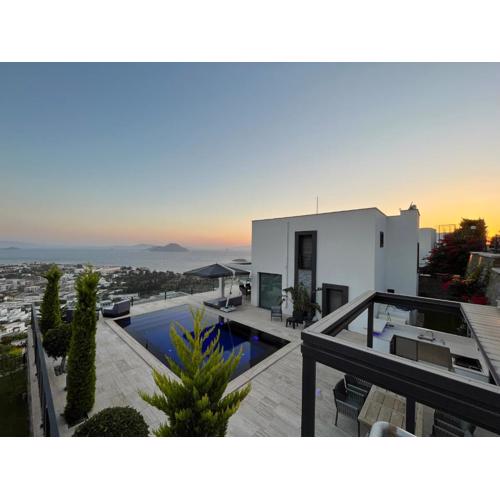 Villa Aylinda with private heated Pool
