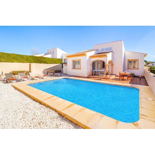 Villa Azafran by Villa Plus