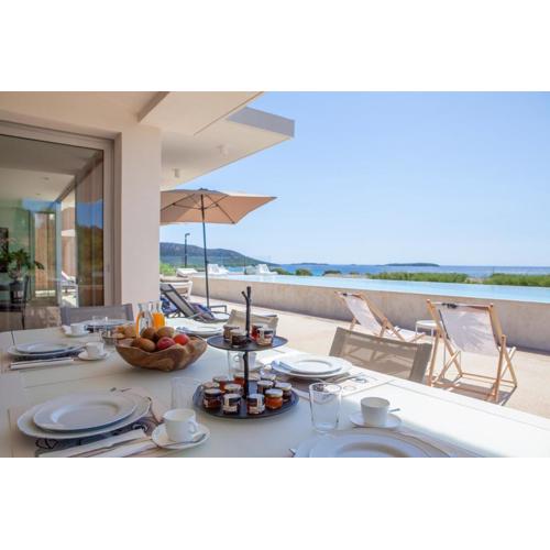 Villa AzaiTu Suites