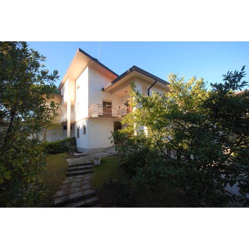 Villa Azalea