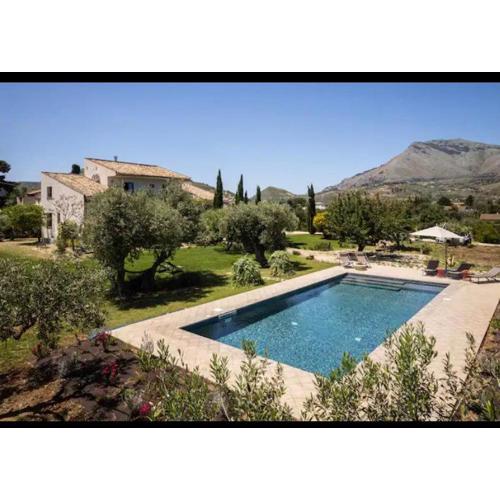 VILLA AZUL