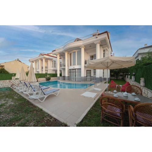 Villa BADE