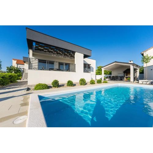 Villa Barbara-holiday home with sea view