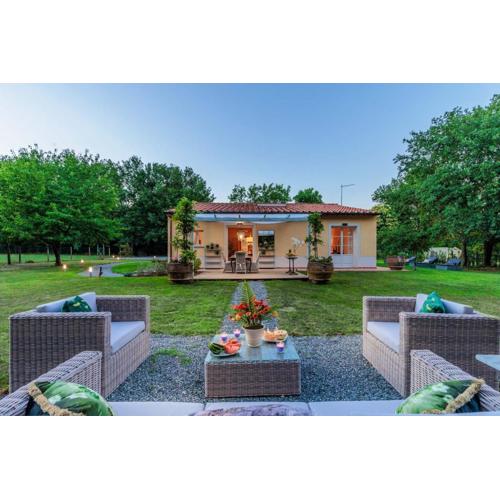 Villa Bassotta, a Charming Cottage