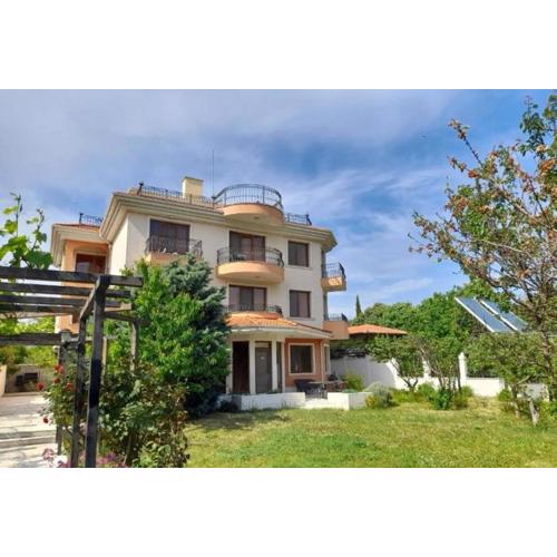 Villa B&B