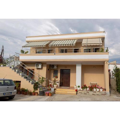 Villa B&E 2