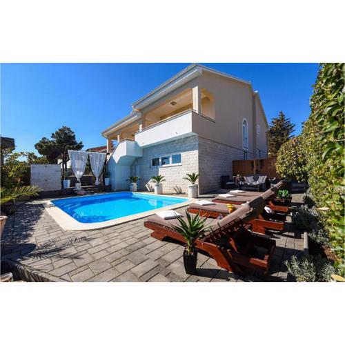 Villa Bella Monty