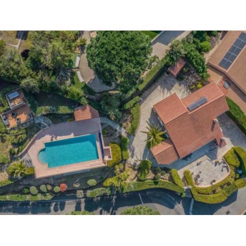 Villa bellevue sainte maxime un écrin de verdure au cœur du sémaphore piscine XXL