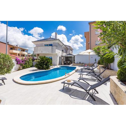 Villa Bianco Nero - Happy Rentals