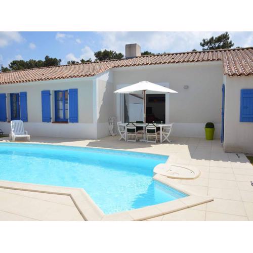 Villa calme avec piscine privée, animaux admis, WiFi - FR-1-323-552