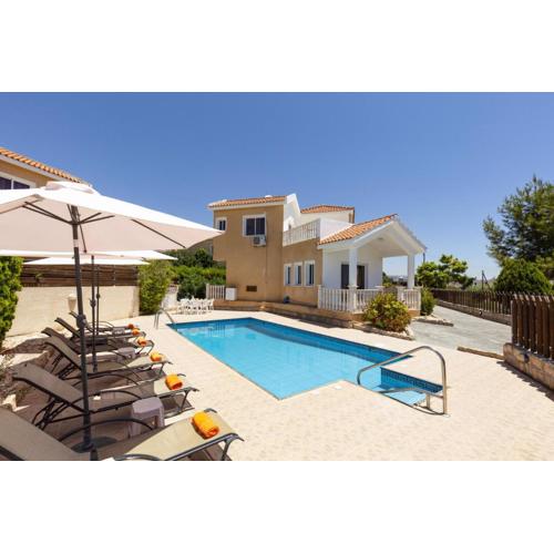 Villa Camelia by Villa Plus