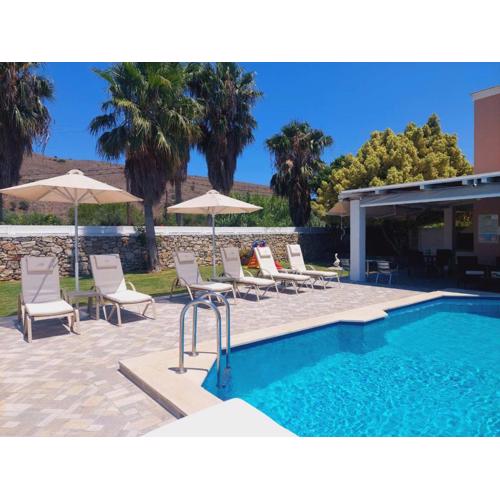 Villa Campos- Less than 5-Min Walk to Kalivaki Beach