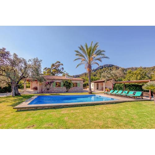 Villa Can Gallardo by Sealand Villas