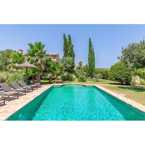 Villa Can Paroya by Sealand Villas