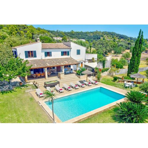 Villa Can Toni Pau by Villa Plus