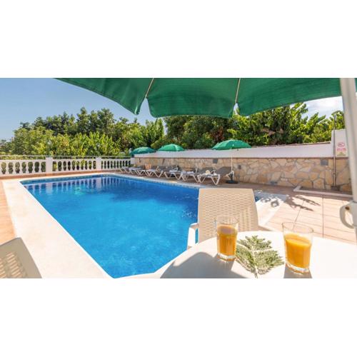 Villa Cañadu Nerja by Ruralidays