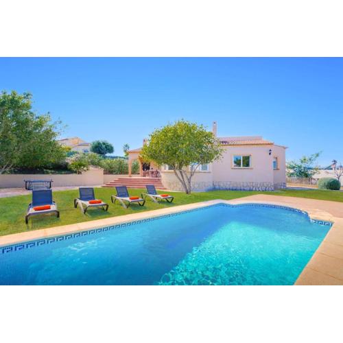 Villa Carbo by Villa Plus