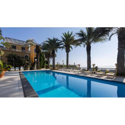 VILLA CARINA 12, Emma Villas