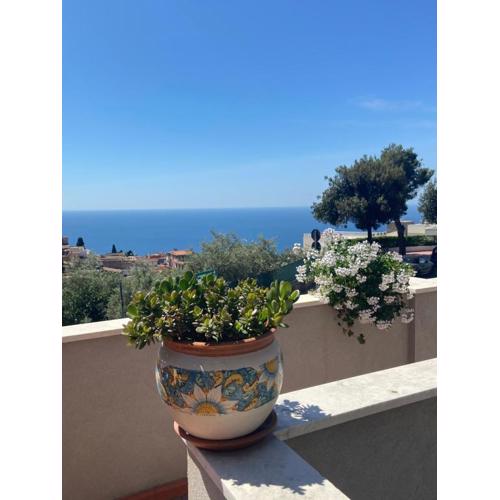 Villa Centaurea Apartment with private parking