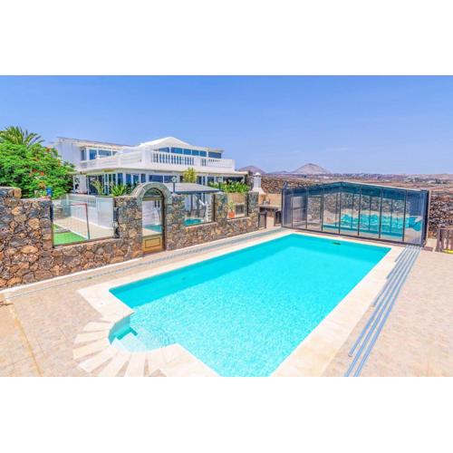 Villa Cervera