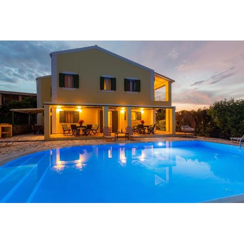 Villa Charchala
