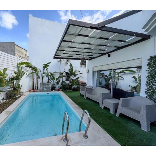 Villa charmante piscine privée et haut standing