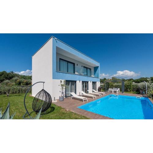 Villa Chic