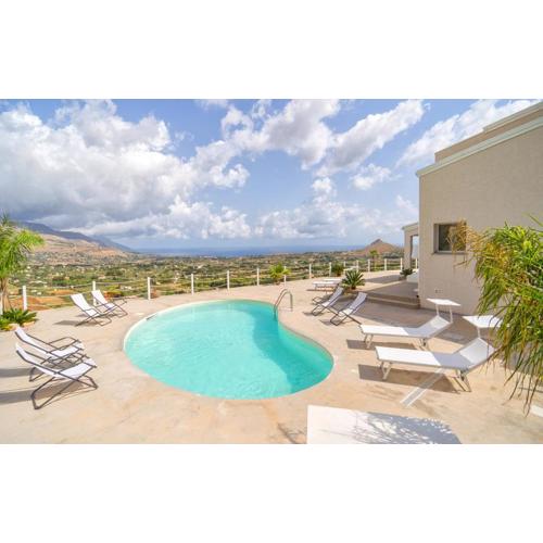 Villa Chicos with Panoramic Private Pool