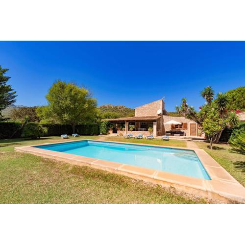 Villa Colonya by Sealand Villas
