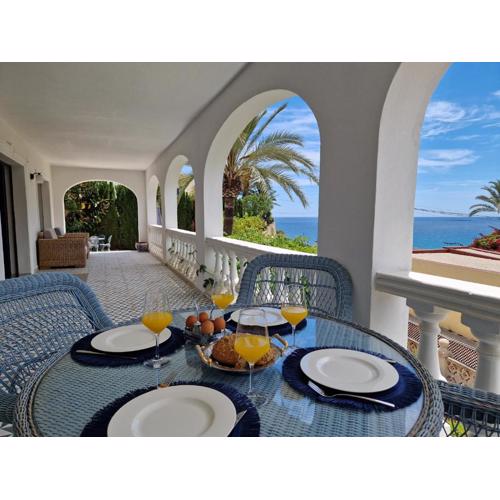 Villa con piscina cerca de Puerto Blanco