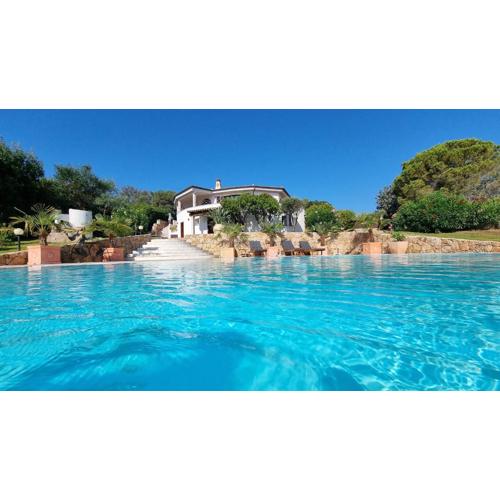 Villa con Piscina Luna Rossa