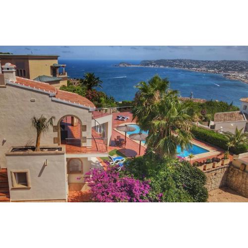 Villa Cuesta de San Antonio,