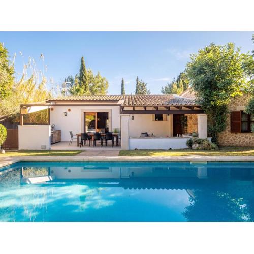 Villa Cuxach de N\