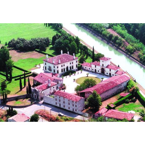 villa d\