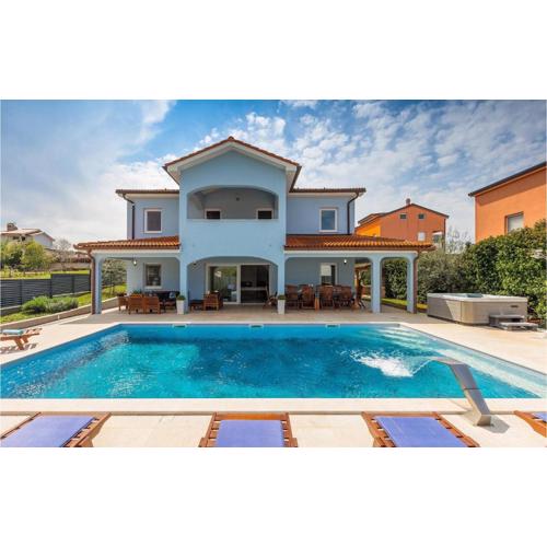 Villa Deep