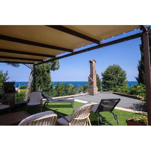 VILLA DEL MARE - Numana, meravigliosa villa a 100mt dal mare