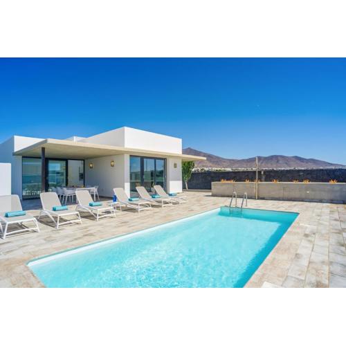 Villa Delioma by Villa Plus