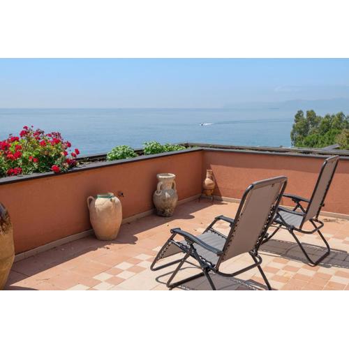 Villa della Baia
