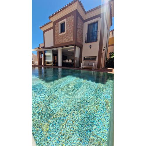 Villa Deluxe Nerja SilHouse