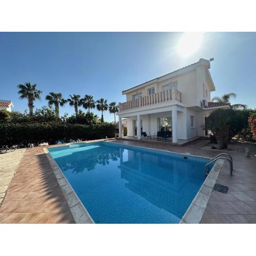 Villa Demetra, Coral Bay