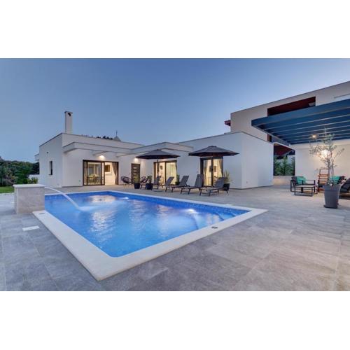 Villa Design M Pula, Pjescana Uvala