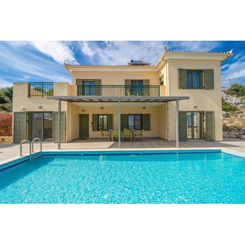 Villa Dinos with swimming pool