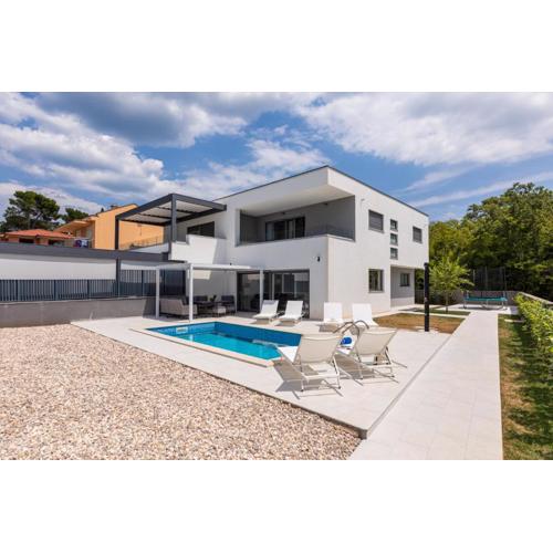 Villa Dolores by EL-PI TOURS