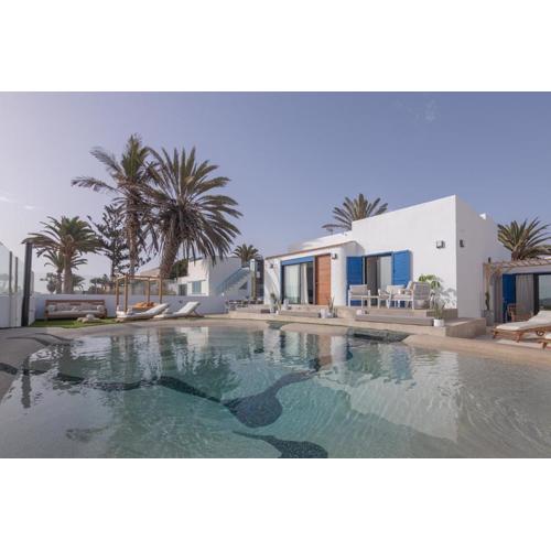 Villa Eden Beachfront Corralejo By Holidays Home